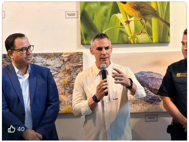 Facebook post by the Instituto de la Cultura y las Artes de Los Cabos with Adrián speaking at the opening