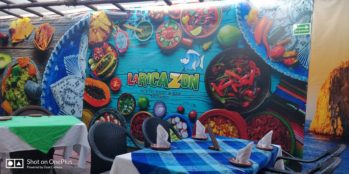 La Ricazon restaurant cover