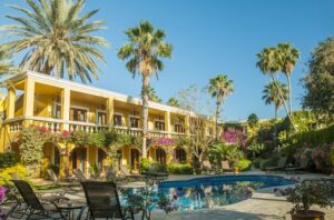 El Encanto Inn - HOTEL
