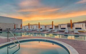 Hampton Inn & Suites By Hilton Los Cabos - Rooftop pool & Jacuzzi area