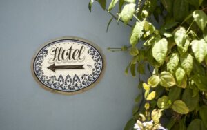 El Encanto Inn - HOTEL