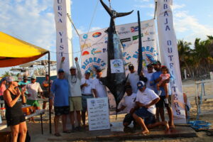 Quitena team at the 2024 Bisbee's East Cape Offshore tournament