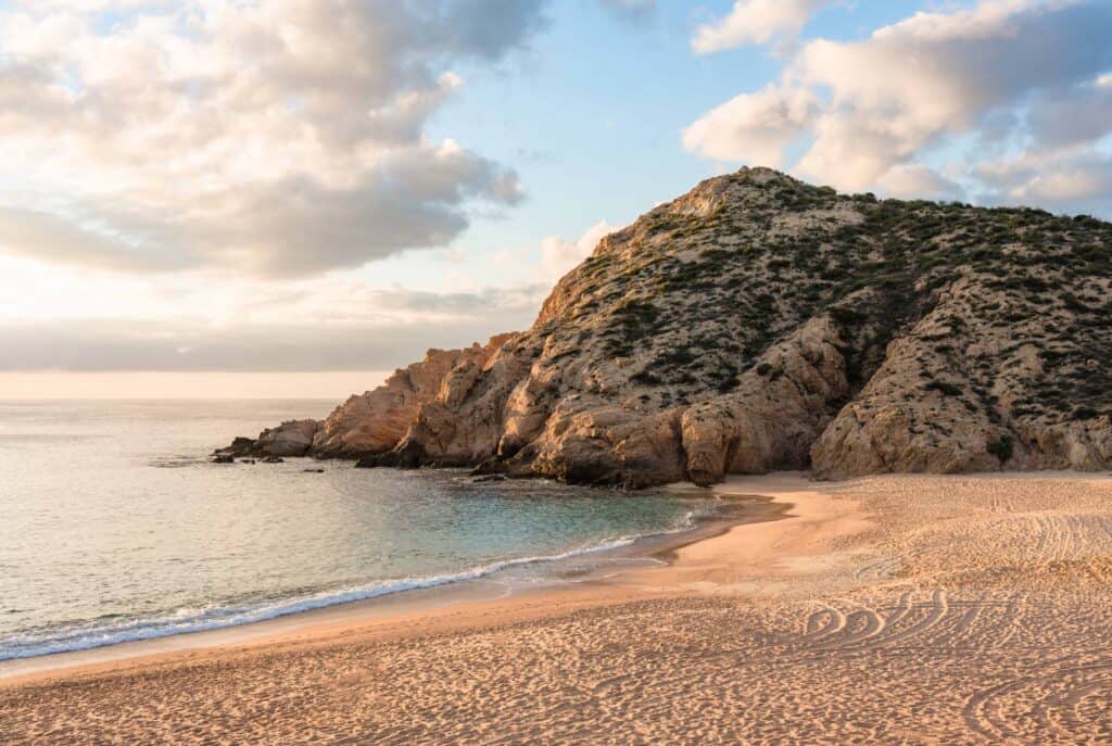 The curve of Santa María Bay, sand and turquoise water