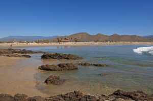 Los Cerritos Beach gallery 5