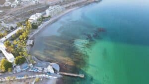 The pier and the reef at Playa La Concha, La Paz, seen from the air