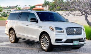 Cabo Transfers Lincoln Navigator